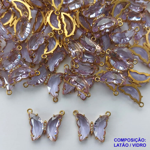 PINGENTE NO BRUTO PRONTO PARA O BANHO(CX57) - PINGENTE BORBOLETA EM VIDRO LILÁS 17X20MM - COMPOSIÇÃO: LATÃO / VIDRO - PESO TOTAL 2,2GR - BRU13375