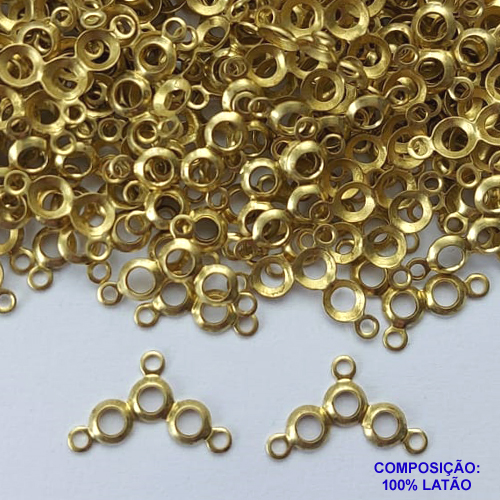 ACESSÓRIO NO BRUTO PRONTO PARA O BANHO(CX73) - (V3613) PINGENTE CÍCULOS VAZADOS COM TRÊS ARGOLAS 10X15MM - COMPOSIÇÃO: 100% LATÃO - PESO TOTAL 0,2GR - BRU0002664