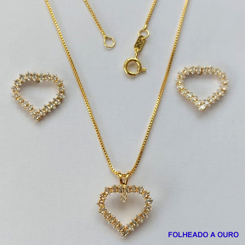 CONJUNTO FOLHEADO A OURO - BANHADO COM 5 MILÉSIMOS + VERNIZ DIAMOND - (CJA617) CONJUNTO COM CORRENTE VENEZIANA 45CM E PINGENTES CORAÇÃO VAZADO CRAVEJADO EM MICROS ZIRCÔNIAS 15x16MM - FECHO REDONDO - OURO191