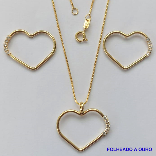 CONJUNTO FOLHEADO A OURO - BANHADO COM 5 MILÉSIMOS + VERNIZ DIAMOND - (CJB679) CONJUNTO COM CORRENTE VENEZIANA 45CM E PINGENTES CORAÇÕES VAZADOS COM ZIRCÔNIAS 21X25MM - FECHO REDONDO - OURO196