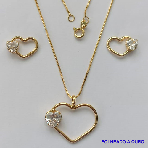 CONJUNTO FOLHEADO A OURO - BANHADO COM 5 MILÉSIMOS + VERNIZ DIAMOND - (CJA802) CONJUNTO COM CORRENTE VENEZIANA 45CM E PINGENTES CORAÇÕES VAZADOS COM ZIRCÔNIAS 22X28MM - FECHO REDONDO - OURO197