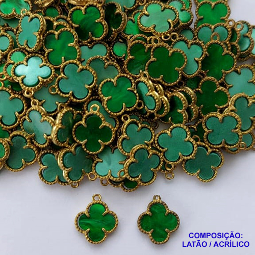 ACESSÓRIO NO BRUTO PRONTO PARA O BANHO - PINGENTE TIPO VAN CLEEF VERDE COM UMA ARGOLINHA - COMPOSIÇÃO: LATÃO / ACRÍLICO - TAMANHO 10MM - (VENDIDO POR UNIDADE) PESO TOTAL 0,5GR - BRU0002671