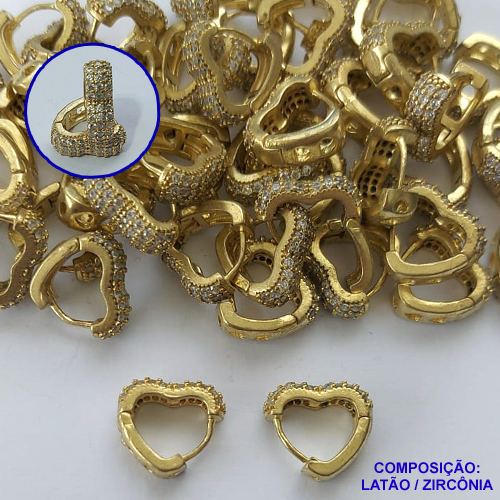 BRINCO NO BRUTO PRONTO PARA O BANHO(CX72) - BRINCO ARGOLA  CORAÇÃO CRAVEJADO COM 3 FILEIRAS DE MICROS ZIRCÔNIAS 5X14MM - PESO TOTAL 4,3GR - BRU13485