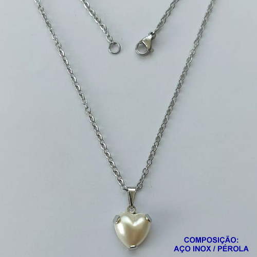 GARGANTILHA EM AÇO INOXIDÁVEL - (AÇO03) GARGANTILHA COM CORRENTE 50CM E PINGENTE CORAÇÃO EM PÉROLA 12MM - FECHO LAGOSTA - COMPOSIÇÃO: AÇO INOXIDÁVEL / RESINA - AÇO1345