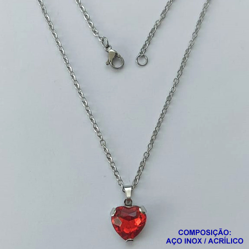GARGANTILHA EM AÇO INOXIDÁVEL - (AÇO03) GARGANTILHA COM CORRENTE 50CM E PINGENTE CORAÇÃO EM ACRÍLICO VERMELHO 12MM - FECHO LAGOSTA - COMPOSIÇÃO: AÇO INOXIDÁVEL / ACRÍLICO - AÇO1348