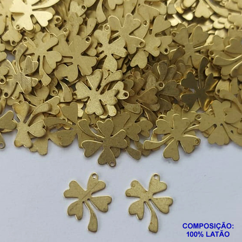 ACESSÓRIO NO BRUTO PRONTO PARA O BANHO(CX81) - (V1992)  PINGENTE TREVO DE QUATRO FOLHAS 10X12MM - COMPOSIÇÃO: 100% LATÃO - PESO 0,3GR - (VENDIDO POR UNIDADE) BRU0002783