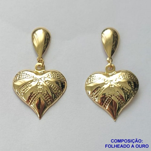BRINCO FOLHEADO A OURO (BR1820ZD) - BANHADO COM 5 MILÉSIMOS + VERNIZ DIAMOND - BRINCO DE PINO BASE LISA CORAÇÃO DESENHADO 20MM - OURO225