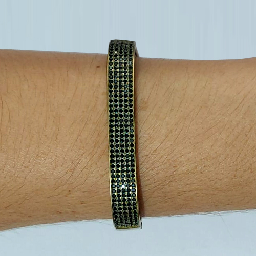 PULSEIRA (BRACELETE) NO BRUTO PRONTO PARA O BANHO(CX88) - BRACELETE CRAVEJADO EM MICROS ZIRCÔNIAS NEGRAS - TAMANHO: 9X62MM - PESO: 19,8GR - COMPOSIÇÃO: LATÃO / ZIRCÔNIA - BRU13562