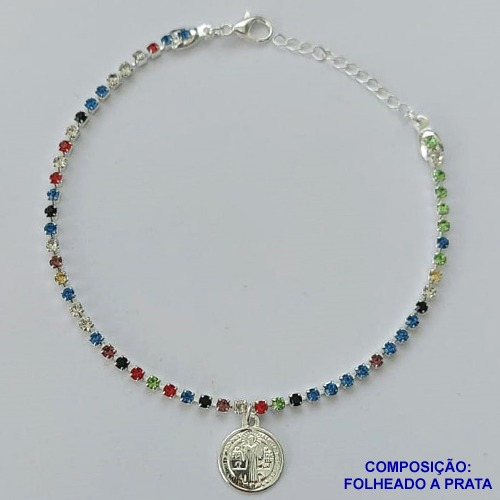 PULSEIRA FOLHEADA A PRATA COM 50 MILÉSIMOS + VERNIZ DIAMOND - PULSEIRA COM ZIRCÔNIAS COLORIDAS COM PINGENTE SÃO BENTO 10MM - TAMANHO: 18CM + EXTENSOR E FECHO LAGOSTA PRA074