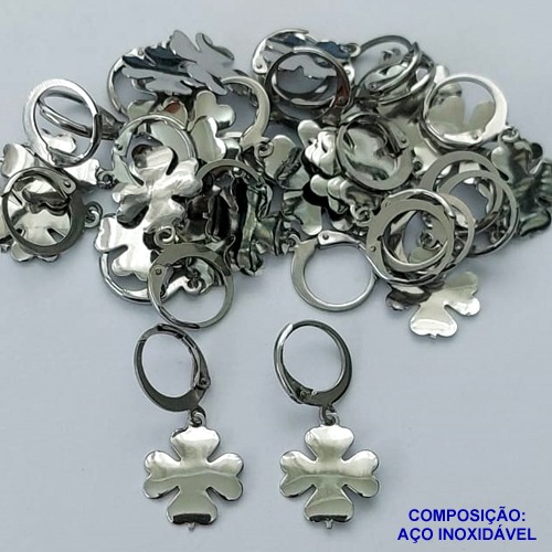 BRINCO EM AÇO INOXIDÁVEL (CX89) BRINCO ARGOLA DE PRESSÃO PINGENTE TREVO 12MM - COMPOSIÇÃO: AÇO INOXIDÁVEL - AÇO1510