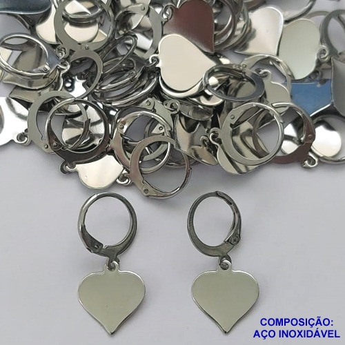 BRINCO EM AÇO INOXIDÁVEL(E1291)(CX99) - BRINCO ARGOLA DE PRESSÃO COM PINGENTE CORAÇÃO 11MM - COMPOSIÇÃO: AÇO INOXIDÁVEL - AÇO1598