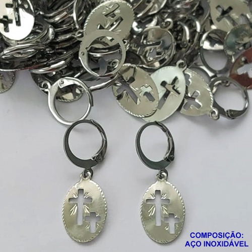 BRINCO EM AÇO INOXIDÁVEL(CX99)- BRINCO ARGOLA DE PRESSÃO PINGENTE CRUCIFIXO 9X17MM - COMPOSIÇÃO: AÇO INOXIDÁVEL - AÇO1611