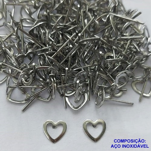 BRINCO EM AÇO INOXIDÁVEL(CX99) - BRINCO DE PINO CORAÇÃO VAZADO 6MM - COMPOSIÇÃO: AÇO INOXIDÁVEL - AÇO1634