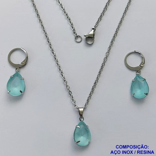 CONJUNTO EM AÇO INOXIDÁVEL - (AÇO03) CONJUNTO COM CORRENTE 50CM E BRINCOS ARGOLAS DE PRESSÃO COM PINGENTES EM RESINAS VERDES CLARAS 10X14MM - COMPOSIÇÃO: AÇO INOXIDÁVEL - AÇO1653