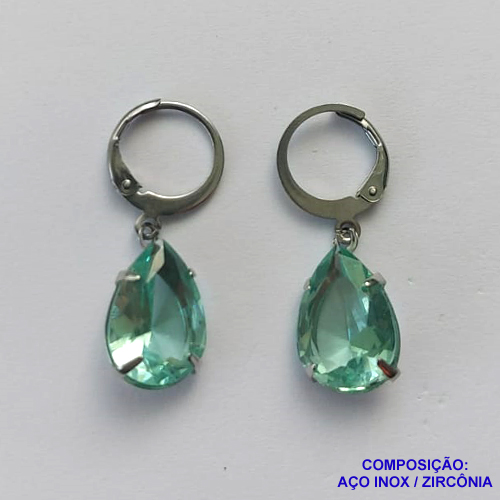 BRINCO EM AÇO INOXIDÁVEL - BRINCOS ARGOLAS DE PRESSÃO COM PINGENTES EM ZIRCÔNIAS VERDES CLARAS 10X14MM - COMPOSIÇÃO: AÇO INOXIDÁVEL - AÇO1718