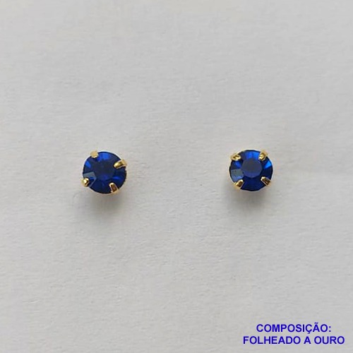 BRINCO FOLHEADO A OURO (BRD5520)- BANHADO COM 5 MILÉSIMOS + VERNIZ DIAMOND -  BRINCO DE PINO STRASS AZUL ESCURO 3MM - OURO252