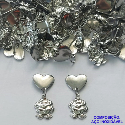 BRINCO EM AÇO INOXIDÁVEL(CX101) - BRINCOS DE PINO COM BASE DE PINO E PINGENTE FLOR 9MM - COMPOSIÇÃO: AÇO INOXIDÁVEL - AÇO1739
