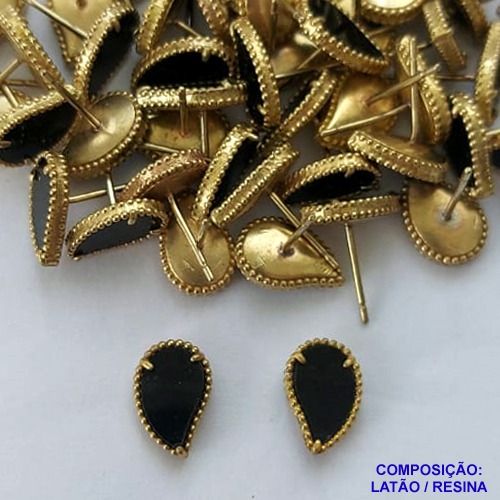 BRINCO NO BRUTO PRONTO PARA O BANHO(CX103) - BRINCO DE PINO TIPO VAN CLEEFF FORMATO GOTA PRETO 7MM - PESO: 1,5GR - COMPOSIÇÃO LATÃO E RESINA - BRU14021