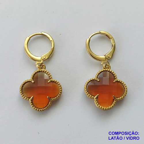 BRINCO NO BRUTO PRONTO PARA O BANHO - BRINCOS ARGOLINHAS DE PRESSÃO (TRANQUETA) COM PINGENTES TIPO VAN CLEEF VIDRO MARROM 15MM - PESO TOTAL 3,8GR - BRU14028