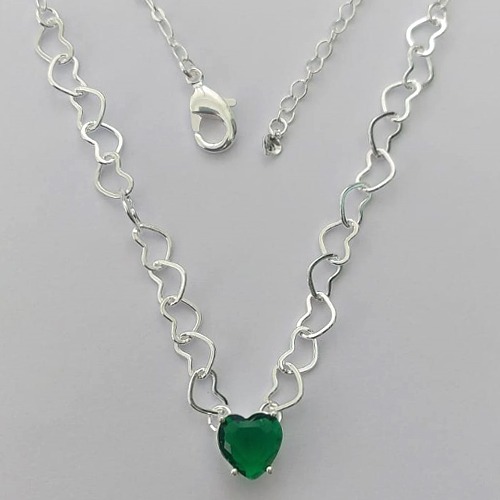 SHOCKER FOLHEADO A PRATA COM 50 MILÉSIMOS + VERNIZ DIAMOND - CORRENTE CORAÇÃO 40CM + EXTENSOR E FECHO LAGOSTA - PINGENTE ZIRCÔNIA FORMATO CORAÇÃO VERDE ESCURO 9MM - PRA123