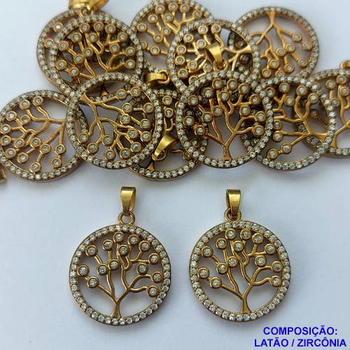 PINGENTE NO BRUTO PRONTO PARA O BANHO(CX107) - PINGENTE ÁRVORE DA VIDA CRAVEJADO EM MICROS ZIRCÔNIAS - COMPOSIÇÃO: LATÃO / ZIRCÔNIA - TAMANHO 19X19MM - PESO TOTAL 2GR - BRU14073