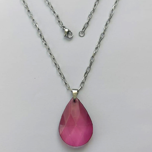 GARGANTILHA EM AÇO INOXIDÁVEL(CX106) - (AÇO13) GARGANTILHA COM CORRENTE 50CM E PINGENTE CRISTAL ROSA SEXTAVADO - TAMANHO 23X34MM - COMPOSIÇÃO: AÇO INOXIDÁVEL - AÇO1790