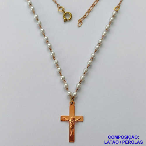 GARGANTILHA NO BRUTO PRONTO PARA O BANHO(CX110) - GARGANTILHA COM CORRENTE EM PÉROLAS 3MM COM PINGENTE CRUCIFIXO - COMPOSIÇÃO: LATÃO / PÉROLAS - PESO TOTAL 2,8GR - BRU14131