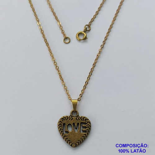 GARGANTILHA NO BRUTO PRONTO PARA O BANHO - (CX.33)  GARGANTILHA COM CORRENTE 45CM - COM PINGENTE CORAÇÃO COM PALAVRA LOVE VAZADA 18X20MM - PESO 3,7GR - BRU14154