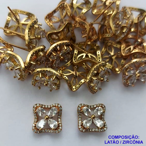 BRINCO NO BRUTO PRONTO PARA O BANHO(CX110) - BRINCO DE PINO FLOR CRAVEJADO EM ZIRCÔNIAS CRISTAIS 11MM - PESO 2,4GR - COMPOSIÇÃO: LATÃO / ZIRCÔNIA - BRU14189