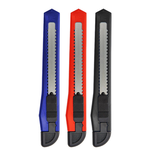 ESTILETE ESTREITO B4001 LÂMINA 9MM (VALOR UNITÁRIO) - CORES SORTIDAS - BAZZE - BRU0002962