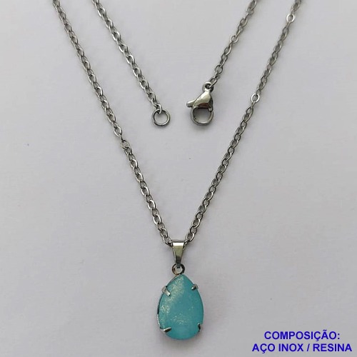GARGANTILHA EM AÇO INOXIDÁVEL - (AÇO03) GARGANTILHA COM CORRENTE 50CM E PINGENTE EM RESINA AZUL COM BRILHOS 3X7MM - COMPOSIÇÃO: AÇO INOXIDÁVEL - AÇO1808