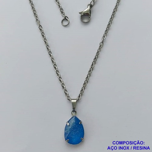 GARGANTILHA EM AÇO INOXIDÁVEL - (AÇO03) GARGANTILHA COM CORRENTE 50CM E PINGENTE EM RESINA AZUL COM BRILHOS 3X7MM - COMPOSIÇÃO: AÇO INOXIDÁVEL - AÇO1824