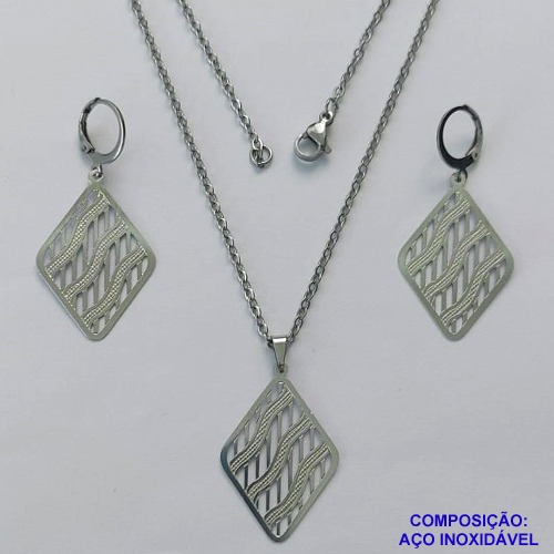 CONJUNTO EM AÇO INOXIDÁVEL(CX109) - (AÇO03) GARGANTILHA COM CORRENTE 50CM E PINGENTE VAZADOS 25X15MM E BRINCO ARGOLA DE PRESSÃO COM PINGENTE VAZADOS - COMPOSIÇÃO: AÇO INOXIDÁVEL - AÇO1841