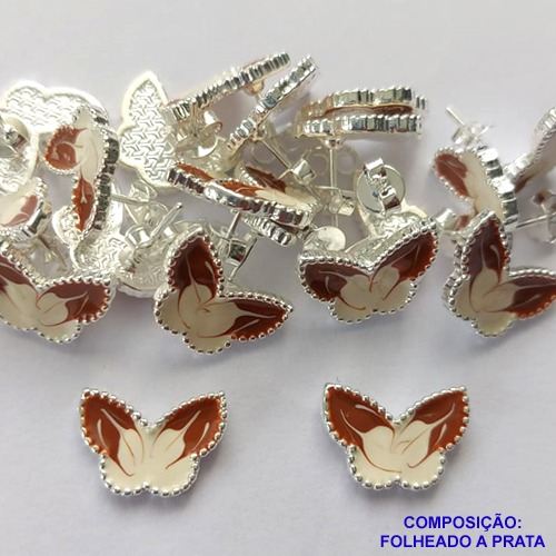 BRINCO FOLHEADO A PRATA COM 50 MILÉSIMOS + VERNIZ DIAMOND - BRINCO DE PINO BORBOLETA MARROM COM BRANCA 8MM PRA211