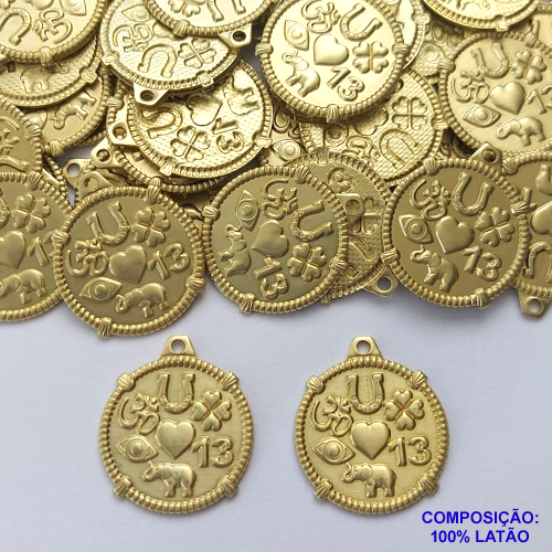 ACESSÓRIO NO BRUTO PRONTO PARA BANHO(CX125) - (4688) PINGENTE REDONDO AMULETO DA SORTE 20MM - PESO: 2GR - COMPOSIÇÃO: 100% LATÃO - BRU0002975