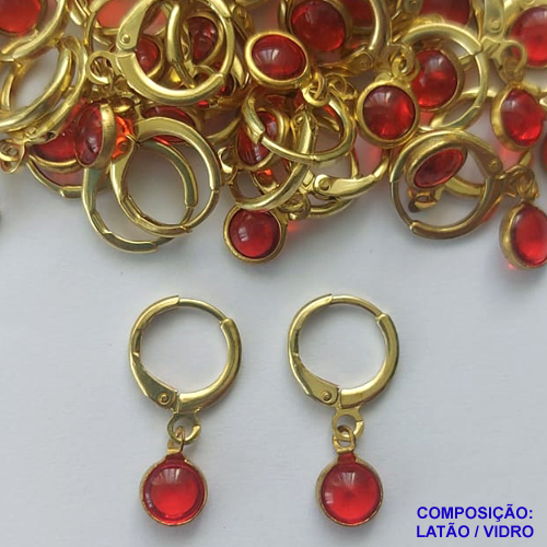 BRINCO NO BRUTO PRONTO BANHO - BRINCO ARGOLINHA DE PRESSÃO (TRANQUETA) COM PINGENTE REDONDO EM VIDRO VERMELHO 6MM - PESO TOTAL 1,5GR - BRU14486