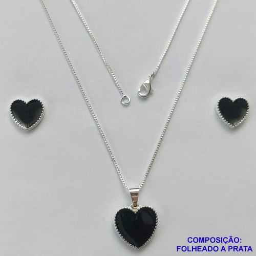 CONJUNTO FOLHEADO A PRATA COM 50 MILÉSIMOS + VERNIZ DIAMOND - CONJUNTO COM CORRENTE VENEZIANA 45CM - BRINCOS DE PINO CORAÇÃO ESMALTADO 11MM E PINGENTE EM CORAÇÃO ESMALTADO PRETO 15MM - PRA233