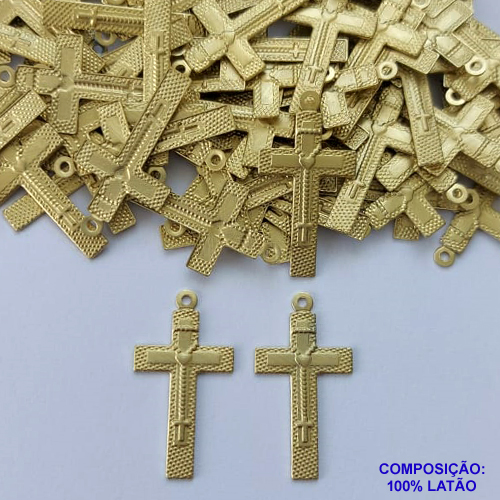 ACESSÓRIO NO BRUTO PRONTO PARA O BANHO(CX114) - (3.388) PINGENTE CRUCIFIXO TERÇO 15X25MM - PESO TOTAL 0,6GR - COMPOSIÇÃO: 100% LATÃO - BRU0002983