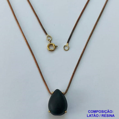 GARGANTILHA NO BRUTO PRONTA PARA O BANHO - (CX.56)  GARGANTILHA COM CORRENTE RABO DE RATO 45CM E PINGENTE EM RESINA PRETA 12X18MM - PESO TOTAL 5,4GR - BRU14648