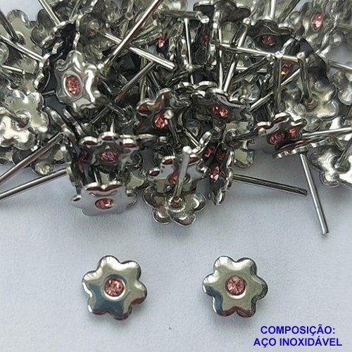 BRINCO EM AÇO INOXIDÁVEL - BRINCO DE PINO FLOR COM ZIRCÔNIA ROSA 6MM  - (CX.116)  COMPOSIÇÃO: AÇO INOXIDÁVEL - AÇO1900