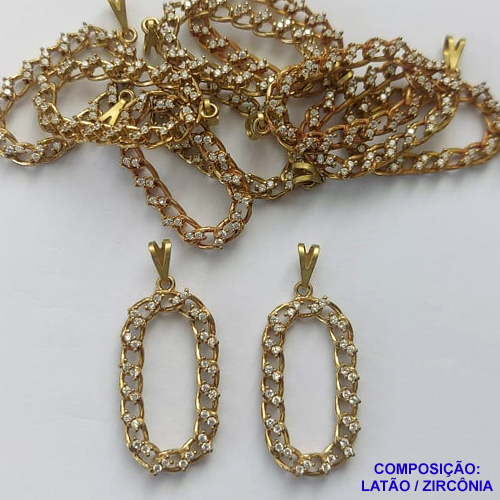 PINGENTE NO BRUTO PRONTO PARA O BANHO - (CX.19)  PINGENTE ARGOLA COM ZIRCÔNIAS 15X26MM - COMPOSIÇÃO: LATÃO / ZIRCÔNIA - PESO TOTAL 1GR - BRU14679
