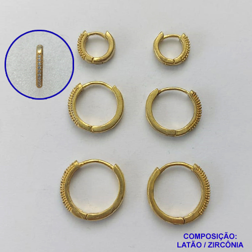 BRINCO NO BRUTO PRONTO PARA O BANHO LATÃO -  (CX.117) TRIO DE BRINCO COM 3 PARES CRAVEJADOS COM MICROS ZIRCÔNIAS - TAMANHOS: 10/16/17MM - PESO TOTAL 6,3GR - BRU14791