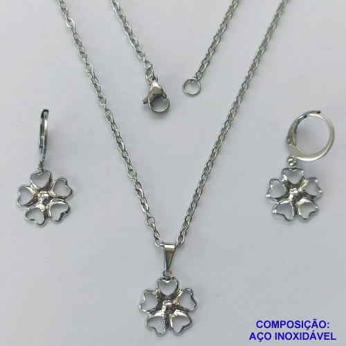 CONJUNTO EM AÇO INOXIDÁVEL(CX124) - CONJUNTO EM AÇO INOXIDÁVEL CORRENTE 50CM (AÇO03) BRINCO ARGOLA DE PRESSÃO E PINGENTE TREVO COM CORAÇÕES VAZADOS 13MM - COMPOSIÇÃO: AÇO INOXIDÁVEL - AÇO1952