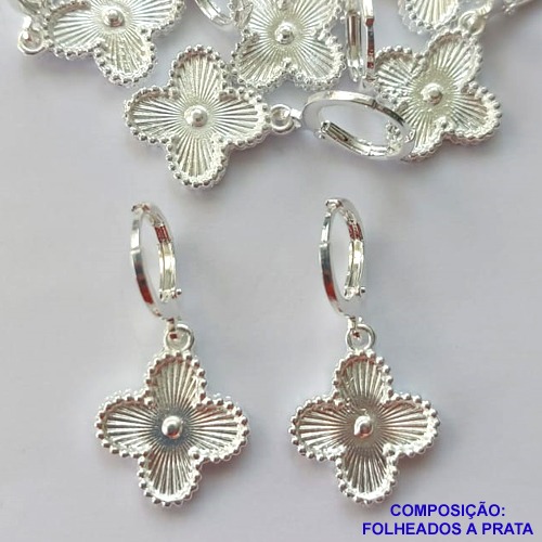 BRINCO FOLHEADO A PRATA COM 50 MILÉSIMOS + VERNIZ DIAMOND - BRINCO ARGOLINHA DE PRESSÃO (TRANQUETA)  VAN CLEEF PRATA 12MM PRA392