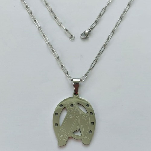 GARGANTILHA EM AÇO INOXIDÁVEL - (12753)  (CX.123)  GARGANTILHA COM CORRENTE 60CM E PINGENTE FERRADURA CAVALO 23MM - COMPOSIÇÃO: AÇO INOXIDÁVEL - AÇO1978