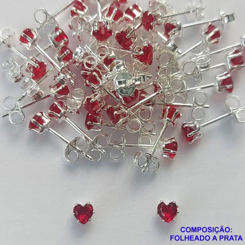 BRINCO FOLHEADA A PRATA COM 50 MILÉSIMOS + VERNIZ DIAMOND - BRINCO DE PINO ZIRCÔNIA FORMATO CORAÇÃO VERMELHO 4MM PRA423