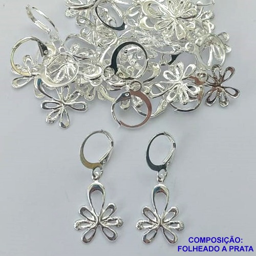 BRINCO FOLHEADA A PRATA COM 50 MILÉSIMOS + VERNIZ DIAMOND - BRINCO DE ARGOLA DE PRESSÃO FLOR 14MM PRA424