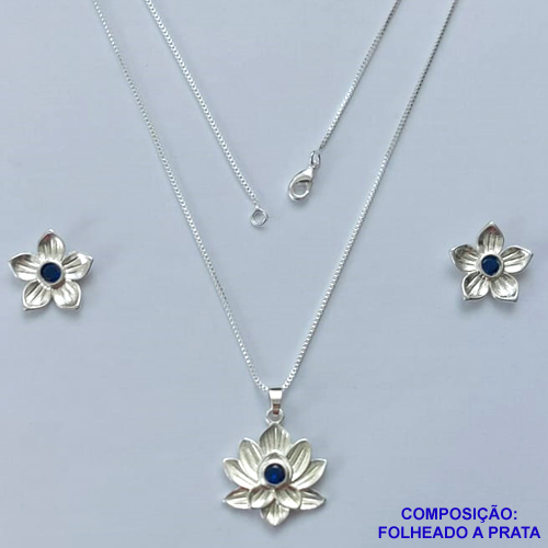 CONJUNTO FOLHEADO A PRATA COM 50 MILÉSIMOS + VERNIZ DIAMOND - CONJUNTO COM CORRENTE VENEZIANA 45CM - BRINCOS DE PINO E PINGENTES EM FLORES COM PEDRA EM ZIRCÔNIA AZUL 19X22MM - PRA452