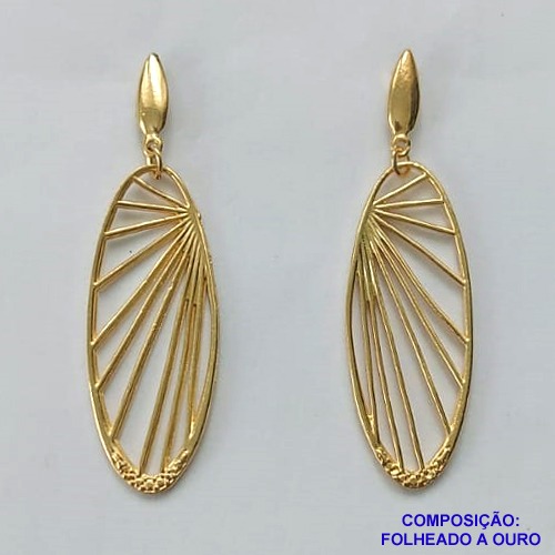 BRINCO FOLHEADO A OURO - BANHADO COM 5 MILÉSIMOS + VERNIZ DIAMOND -  BRINCO DE PINO BASE LISA  E VAZADO 15X41MM - OURO320