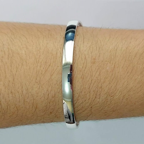 PULSEIRA (BRACELETE) FOLHEADA A PRATA COM 50 MILÉSIMOS + VERNIZ DIAMOND - PULSEIRA (BRACELETE ) LISO COM BOLINHA LARGURA 5MM  PRA498